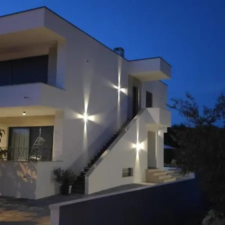 Villa Rocco Srima